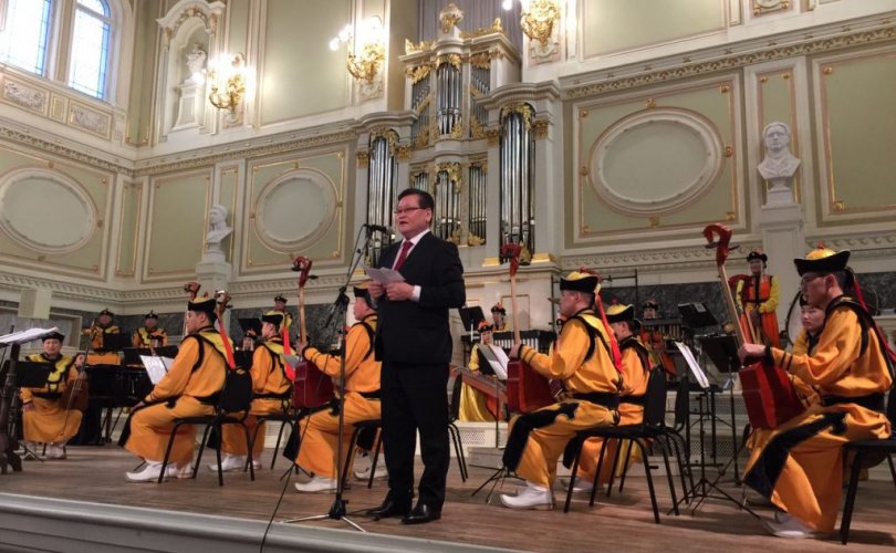 Монголын соёлын өдрүүд Санкт-Петербург хотноо болж байна